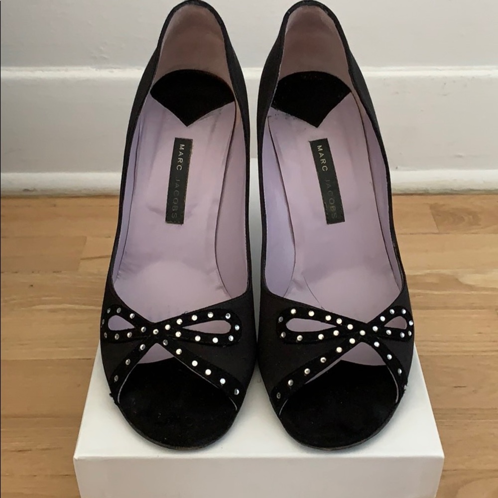 Marc Jacobs Black Heels with Bow Detail